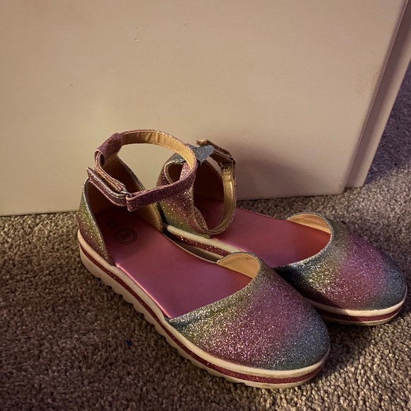 Girls shoes size 12 - Picture 2 of 4